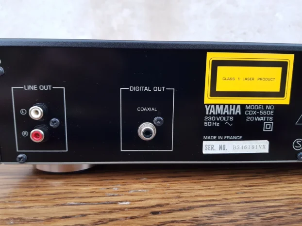 Yamaha CDX-550E