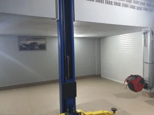 Poslovni prostor-Auto servis