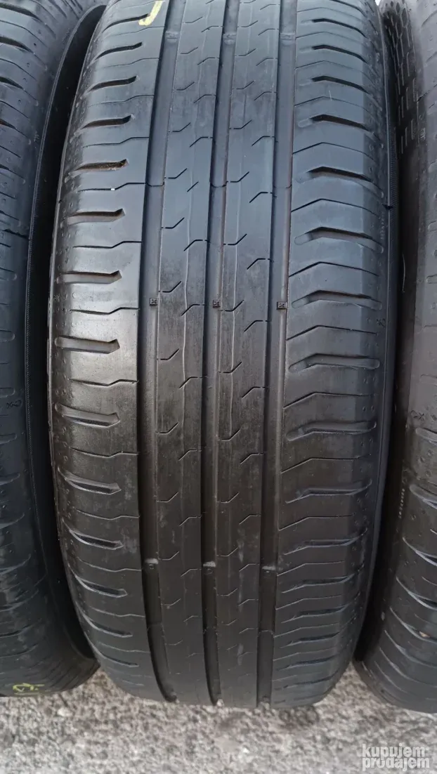 Continental LETNJE 195/65 15 sara 7mm i 6,5mm 195/65 R15