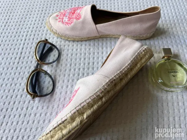 KENZO ORIGINAL zenske roze kozne mokasine 39 KAO NOVE