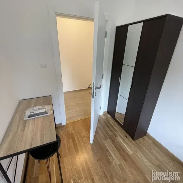 Petrovadin, dvoiposoban stan, 48m2