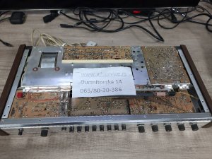 Servis vintage risivera sa germanijumskim tranzistorima.