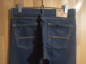 Hollister Denim Regular Slim Fit W32/L34 Top HQ