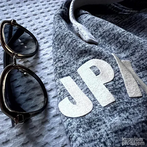 SUPERDRY ORIGINAL zenski sivi duks sa kapuljacom M KAO NOV