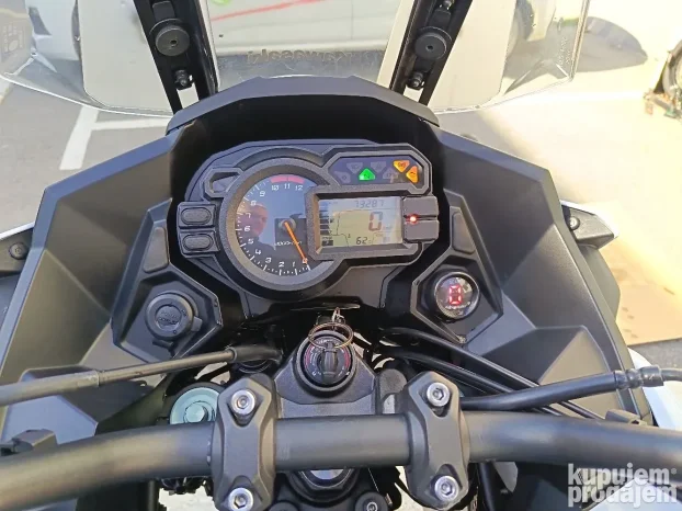 Kawasaki Versys 1000 kupljen nov u Srbiji