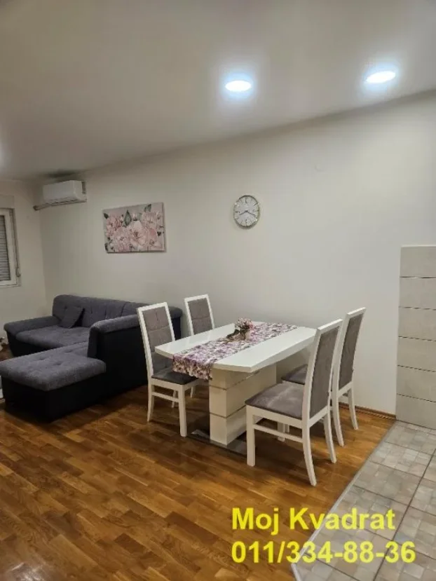 Đeram pijaca, 3.0 trosoban, 55 m²