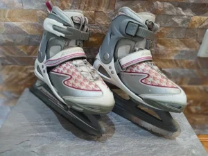 Bladerruner klizaljke 32-35