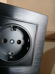 Zidne uticnice za HiFi i audio sisteme amg audio