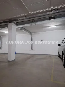 Novi sad, banatić. garažno mesto 12m2 na odličnoj lokaciji