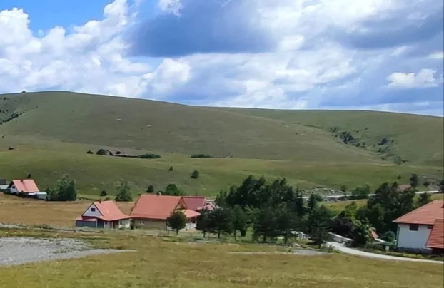 Zlatibor-Velanski Gaj, Zlatibor, Gajevi, 4.24 ar
