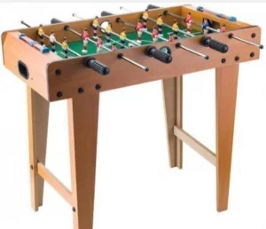 Drveni fudbal sa nogarima 70 x 62 x 37