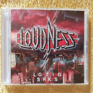 Loudness Lightning Strikes (1986)