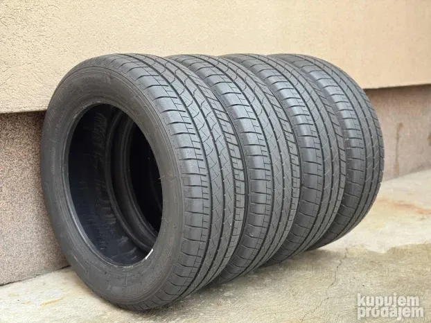 Teretne gume za kombi Bridgestone 215/60/17C 215/60/17 C