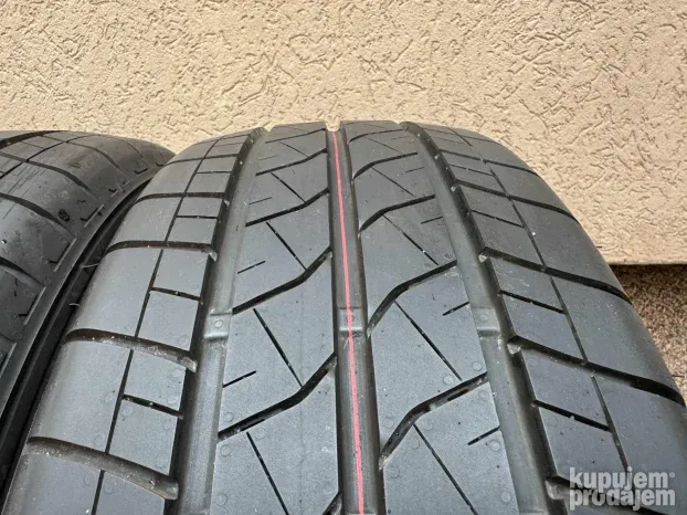 Teretne gume za kombi Bridgestone 215/60/17C 215/60/17 C
