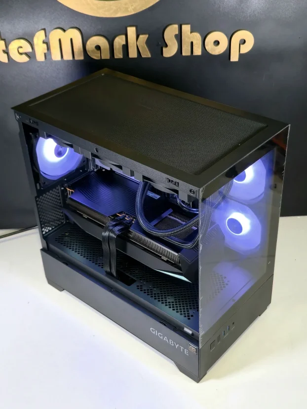 Ryzen 7 7800X3D RX 9070XT B840 32GB 2TB - SM116PC