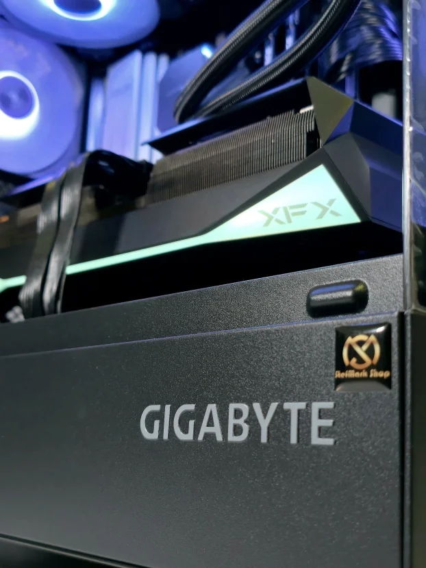 Ryzen 7 7800X3D RX 9070XT B840 32GB 2TB - SM116PC