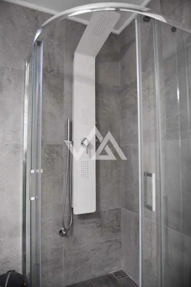 Lekino brdo, 5+ petosoban, 140 m²