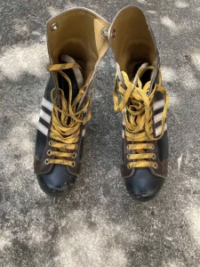 Adidas klizaljke Jugoslavija/Kanada vel. 11
