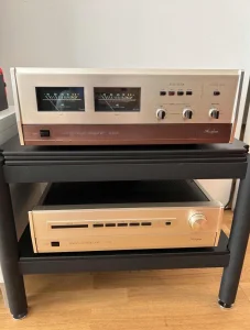 Accuphase C-222