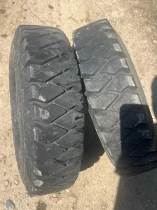 Gume za viljuskar 5.00 - 8 - Polovne gume 2kom