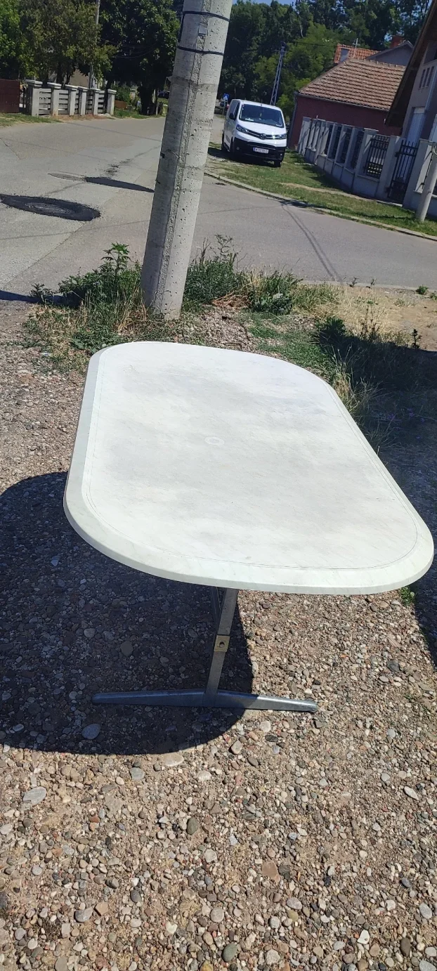 sto stratie za dvoriste i bastu 165x95x72cm.medijapan-metal