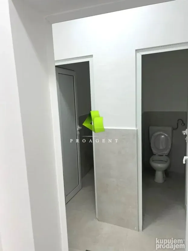 Renoviran poslovni prostor u centru