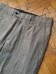 Original karirane muske chino pantalone Carolina Herrera