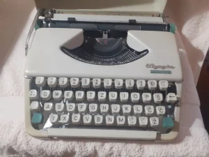 Pisaca Masina - Olympia Splendid 66