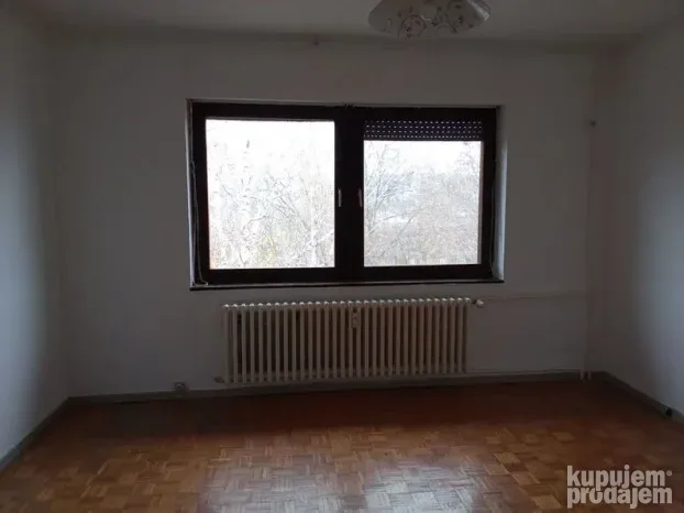 Odličan, 63 m2 - Petrovaradin Blok 8