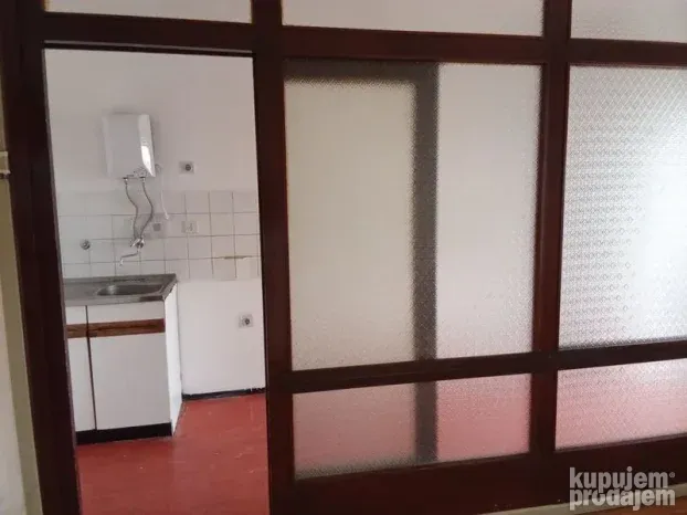 Odličan, 63 m2 - Petrovaradin Blok 8