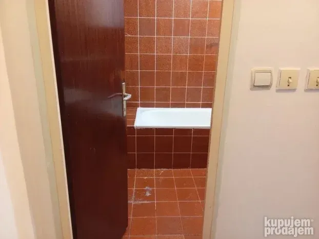 Odličan, 63 m2 - Petrovaradin Blok 8