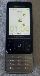 Sony Ericsson C903 C902 sim free Srpski M2 kartica punjac