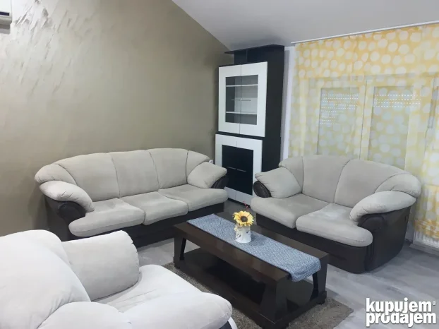 Nikole Vujacica, Lazarevac, 3.0 trosoban, 100 m²