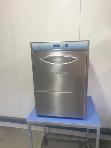 Mašina za pranje čaša