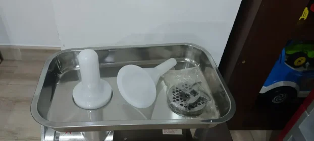 Elektricna masina za meso -PROHROM-MK 22