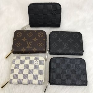 Louis Vuitton Zippy Compact Novcanik