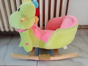 Br.5. Ljuljaska za malu decu