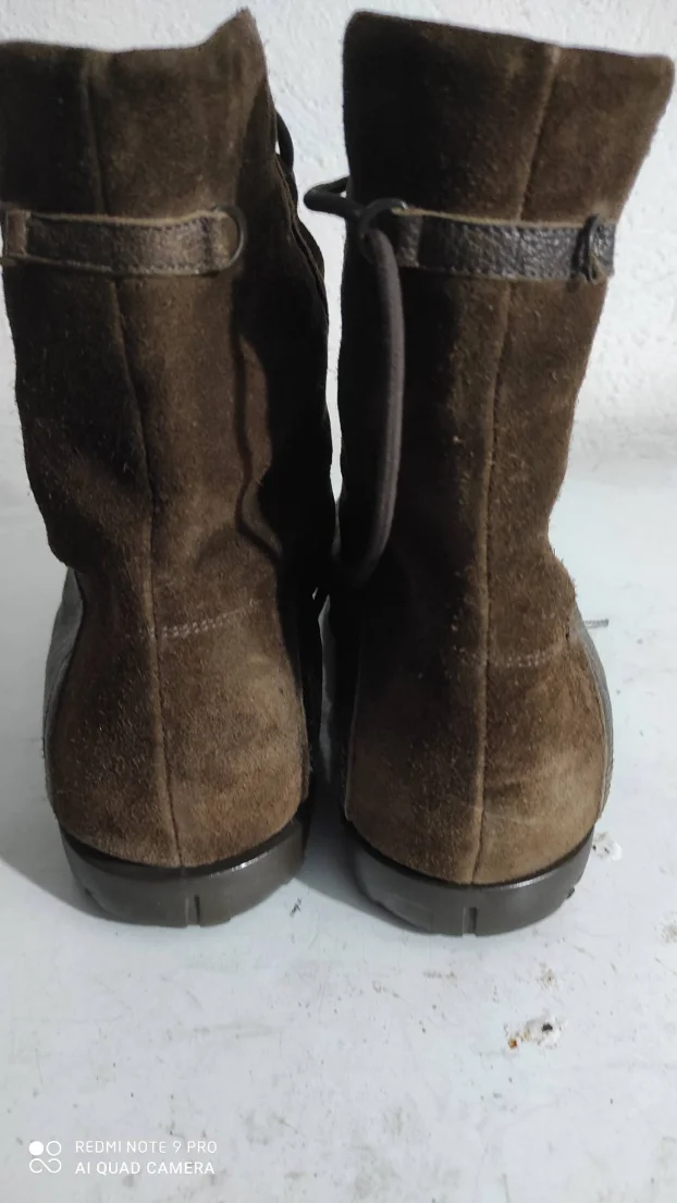 Emporio Armani čizme br.45