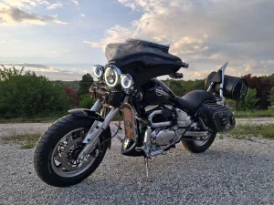 Suzuki Marauder VZ800