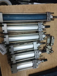 Pneumatski cilindar klip fi32mm x (40,50,100,160,320) PPT