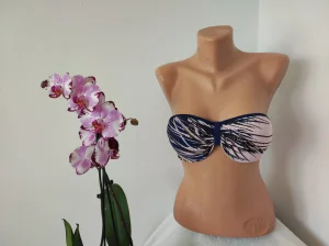 Gornji deo kupaceg sa cirkonima vel 38/40