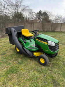 John Deere D105 17.5ks traktor kosacica
