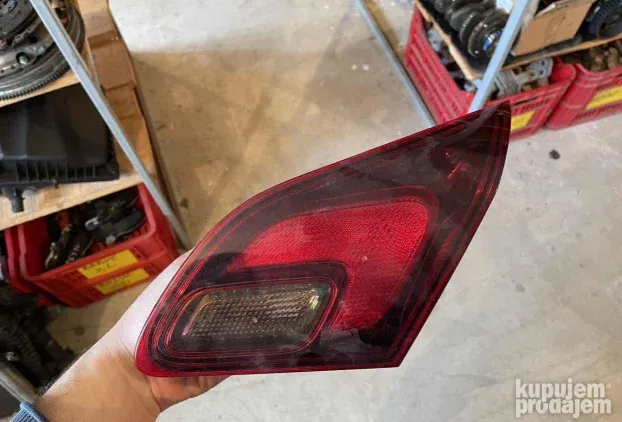 Opel Astra J Stop Lampa Svetlo - KupujemProdajem