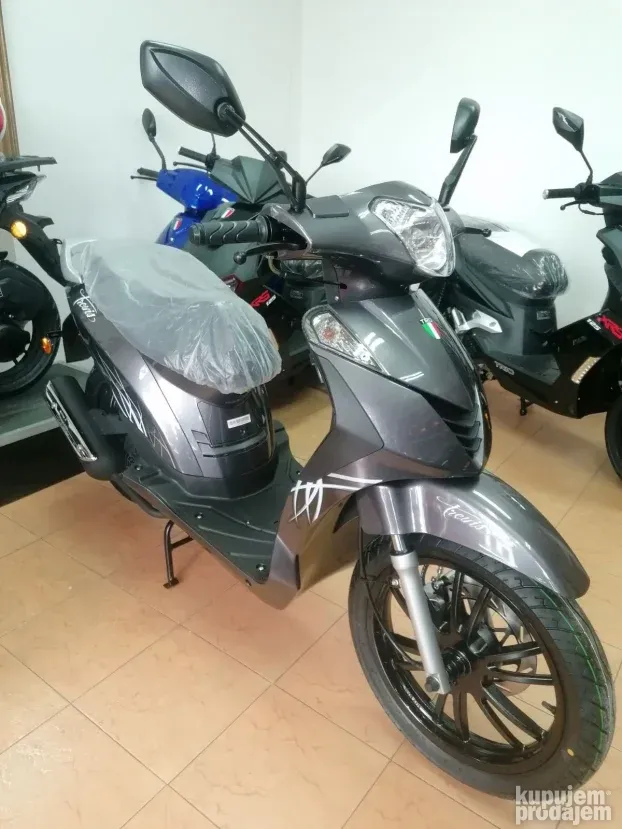 Trio TREVIS 125 R16/EFI/ AKCIJA