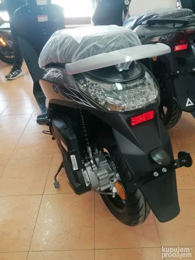 Trio TREVIS 125 R16/EFI/ AKCIJA