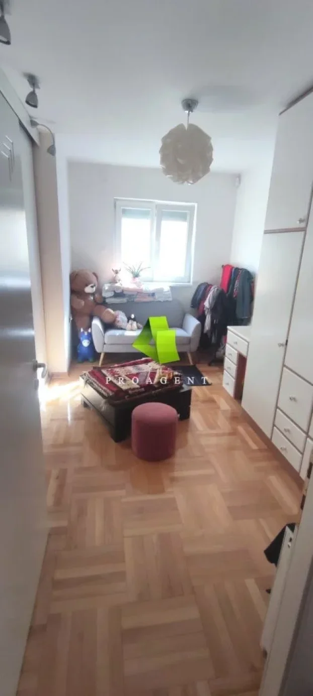 Beverli hils, 5+ petosobna, 400 m²