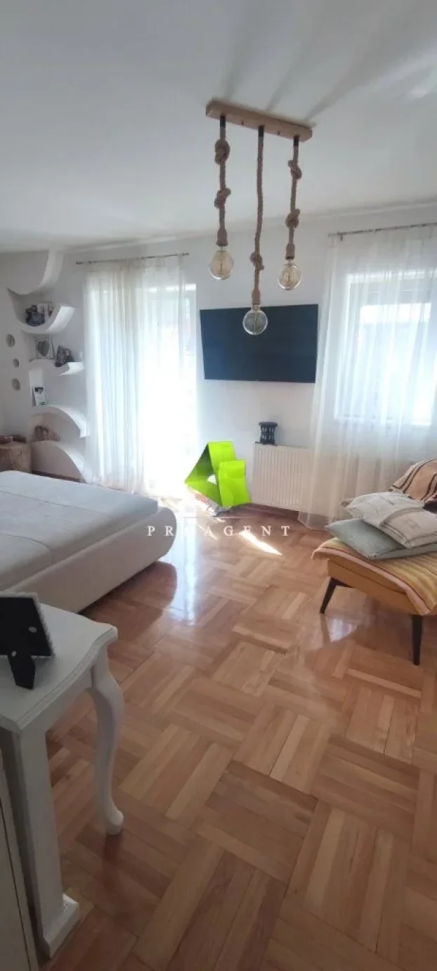 Beverli hils, 5+ petosobna, 400 m²