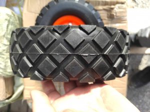 Točak za kolica magacinska gradjevinska PUNA GUMA