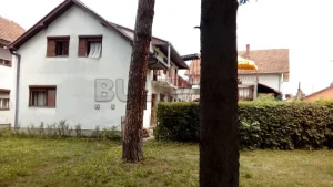 Kraljevo, Centar, 3.0 trosobna, 220 m²