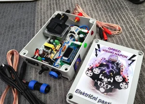 V12-R3 Mini Električna Čobanica / Električni Pastir 12-220V